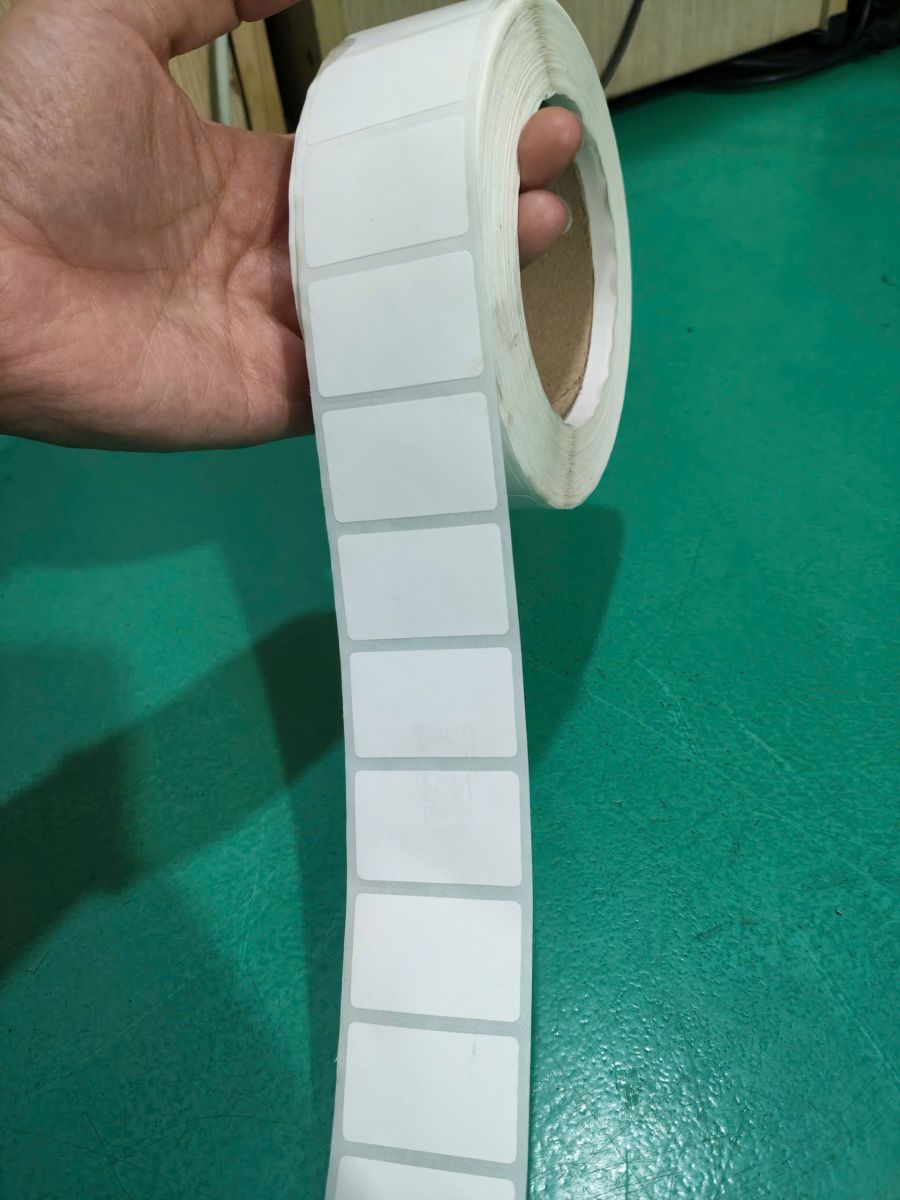 Tem nhãn PVC nhiệt